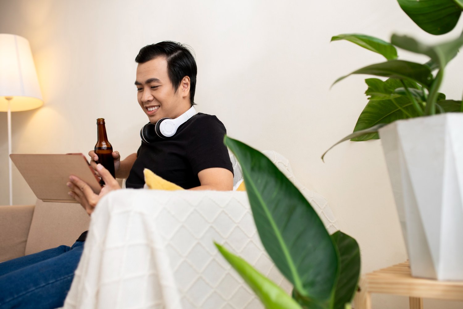 You are currently viewing Rekomendasi Internet Cepat Untuk Hotel di Pangandaran, Solusi Internet Untuk Bisnis!